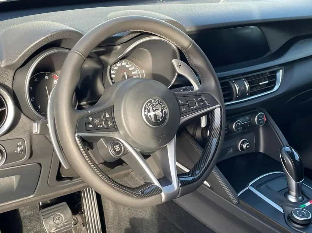 Alfa Romeo Stelvio 2.0  Q4 Autom. TOPAUSST.+Alle Insp.+2.HD 06/2019-photo-17