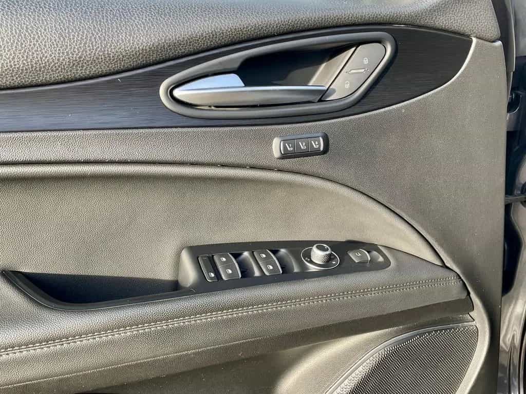 Alfa Romeo Stelvio 2.0  Q4 Autom. TOPAUSST.+Alle Insp.+2.HD 06/2019-photo-18