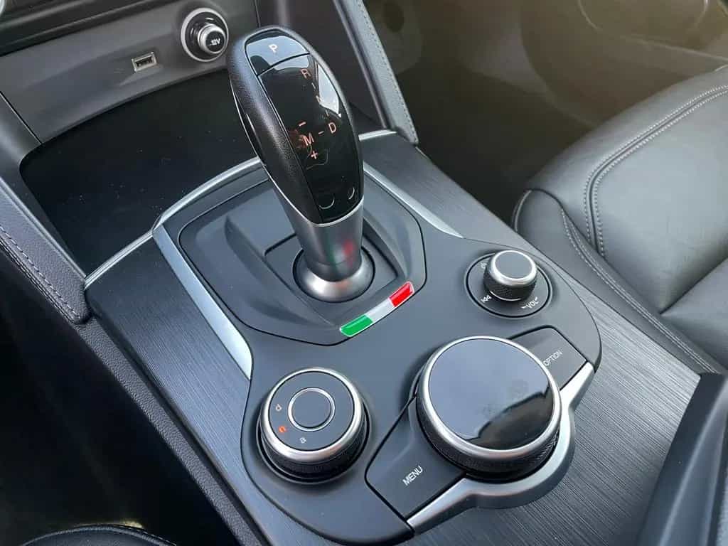 Alfa Romeo Stelvio 2.0  Q4 Autom. TOPAUSST.+Alle Insp.+2.HD 06/2019-photo-27