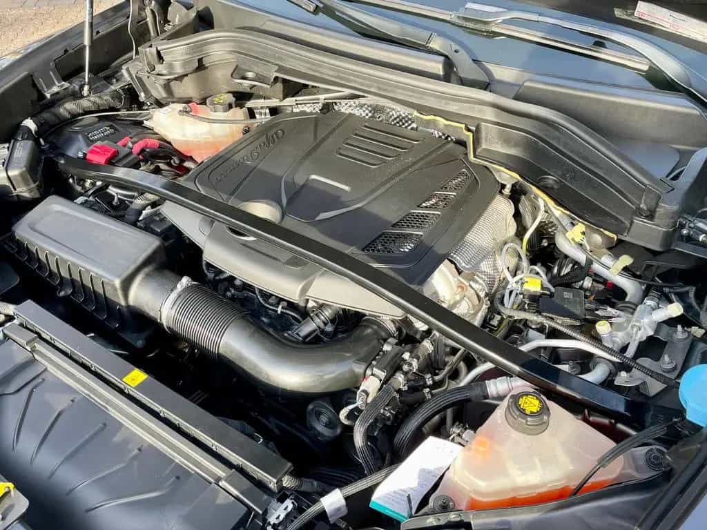 Alfa Romeo Stelvio 2.0  Q4 Autom. TOPAUSST.+Alle Insp.+2.HD 06/2019-photo-36