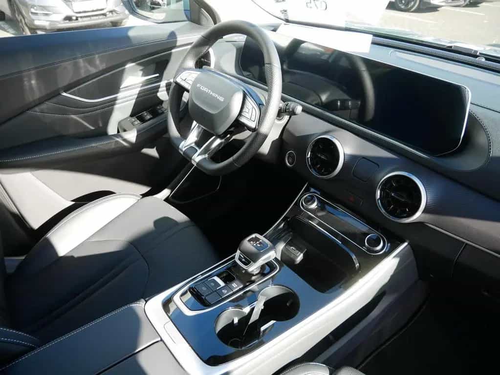DFSK Forthing 5 1,5 Automatik Apple CarPlay 360° ACC 04/2026-photo-21
