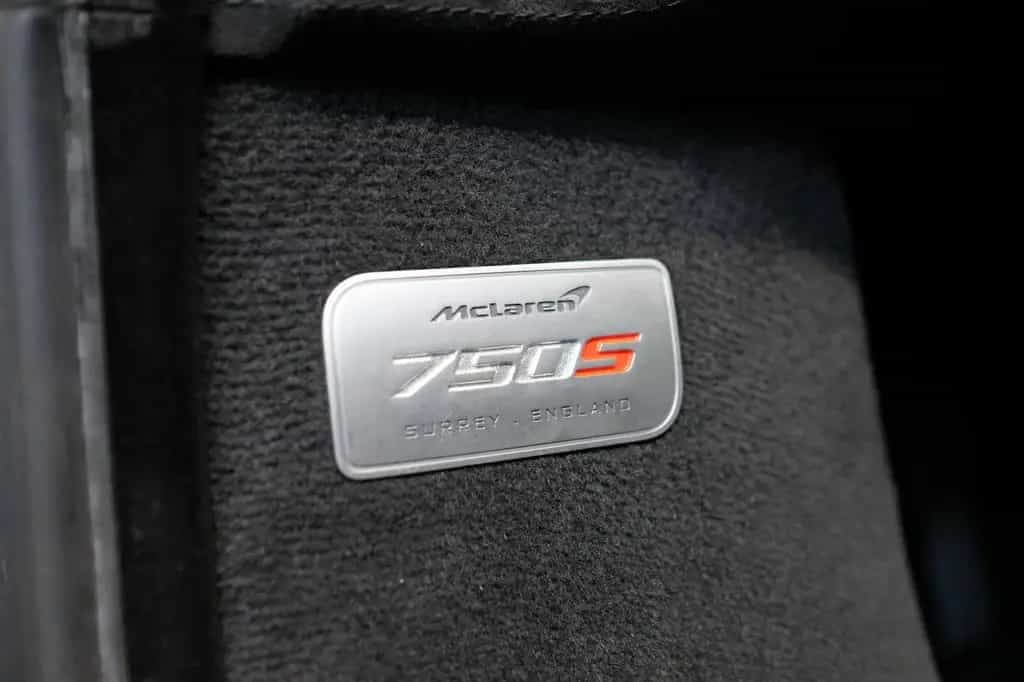 McLaren 750S Coupé Performance/CARBON/LIFT/RACING SE/B&W 09/2023-photo-28