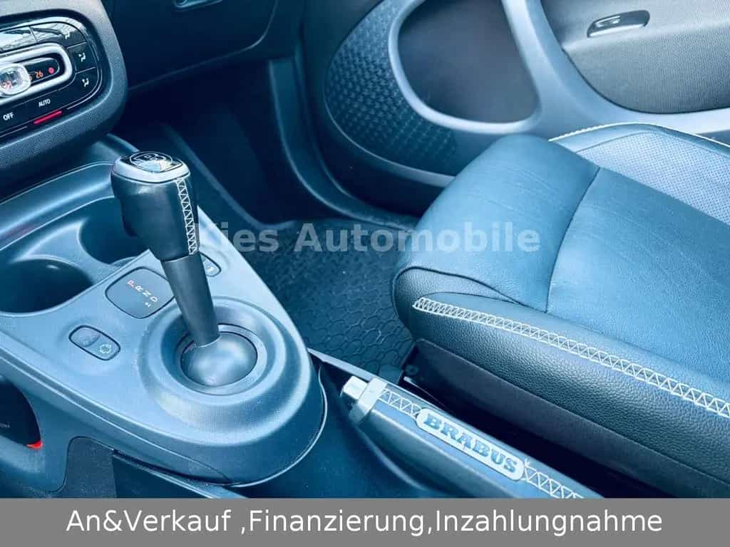 Smart ForTwo Brabus Cabrio Xclusive 109Ps NAVI/SITZH 12/2017-photo-12