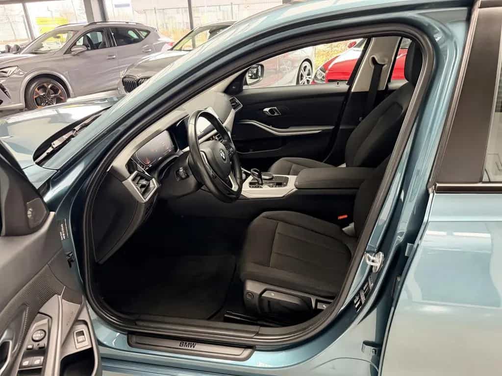BMW 3 Series 320 ADVANTAGE NAV+LASER+DISPLAY+HARMAN+STANDHEIZ 09/2019-photo-15
