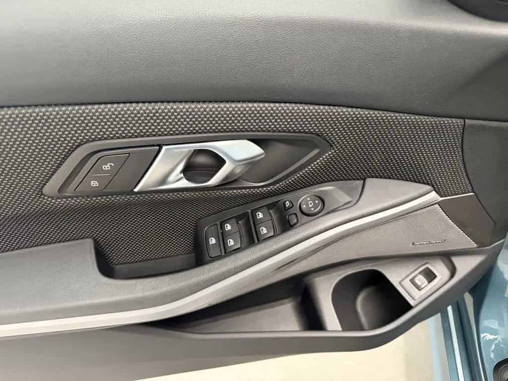 BMW 3 Series 320 ADVANTAGE NAV+LASER+DISPLAY+HARMAN+STANDHEIZ 09/2019-photo-25