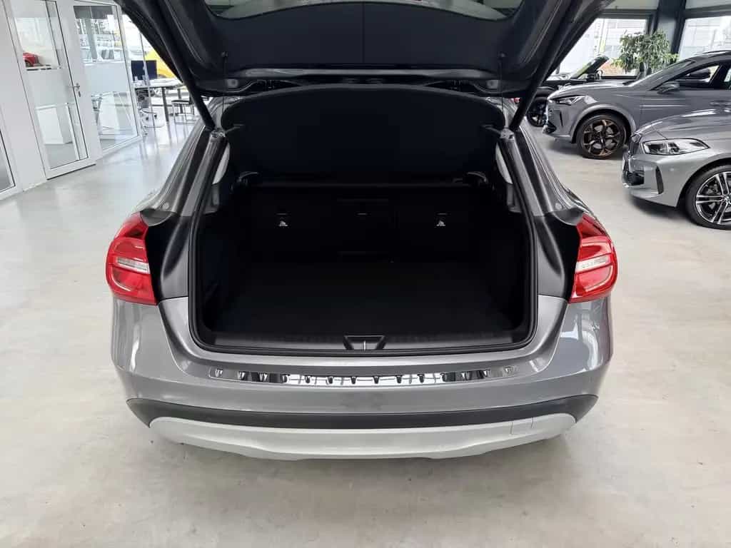 Mercedes-Benz GLA-Class 200 STYLE AUTOMATIK+NAVI+XENON+E-HECKKLAPPE+ 07/2016-photo-14