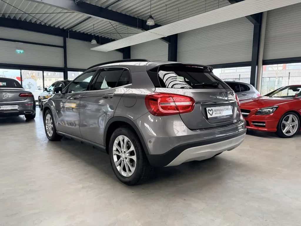 Mercedes-Benz GLA-Class 200 STYLE AUTOMATIK+NAVI+XENON+E-HECKKLAPPE+ 07/2016-photo-22