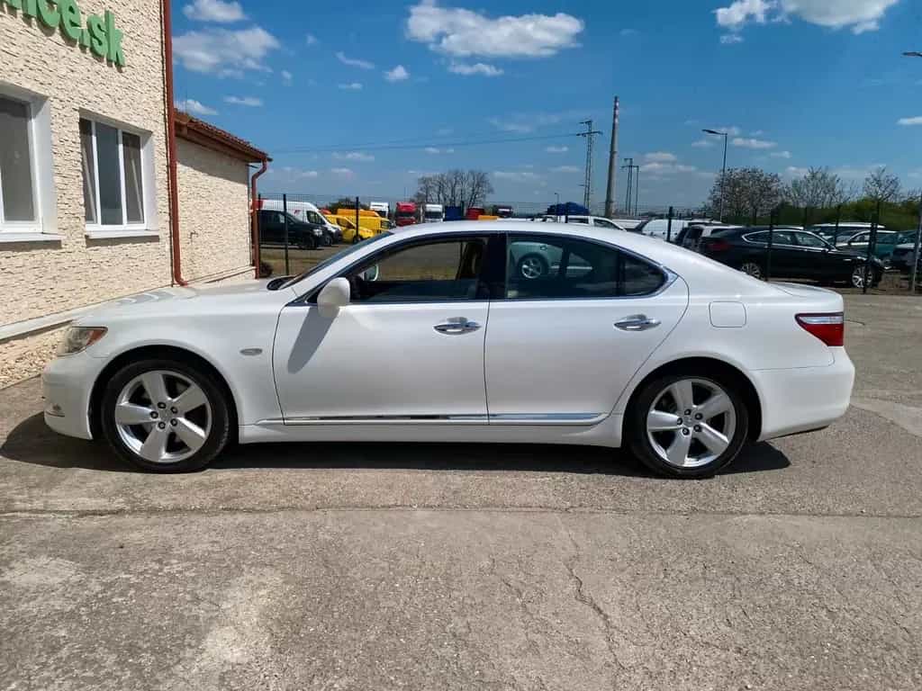 Lexus LS 460 4,6l benzin VIN 917 09/2009-photo-4