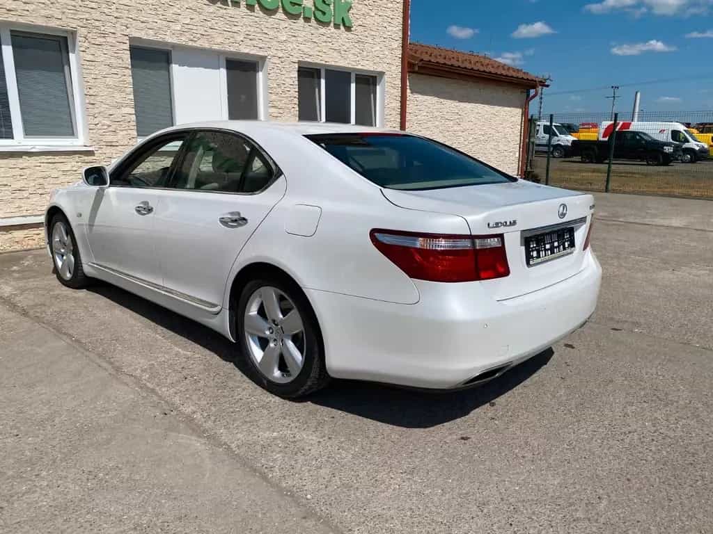 Lexus LS 460 4,6l benzin VIN 917 09/2009-photo-5