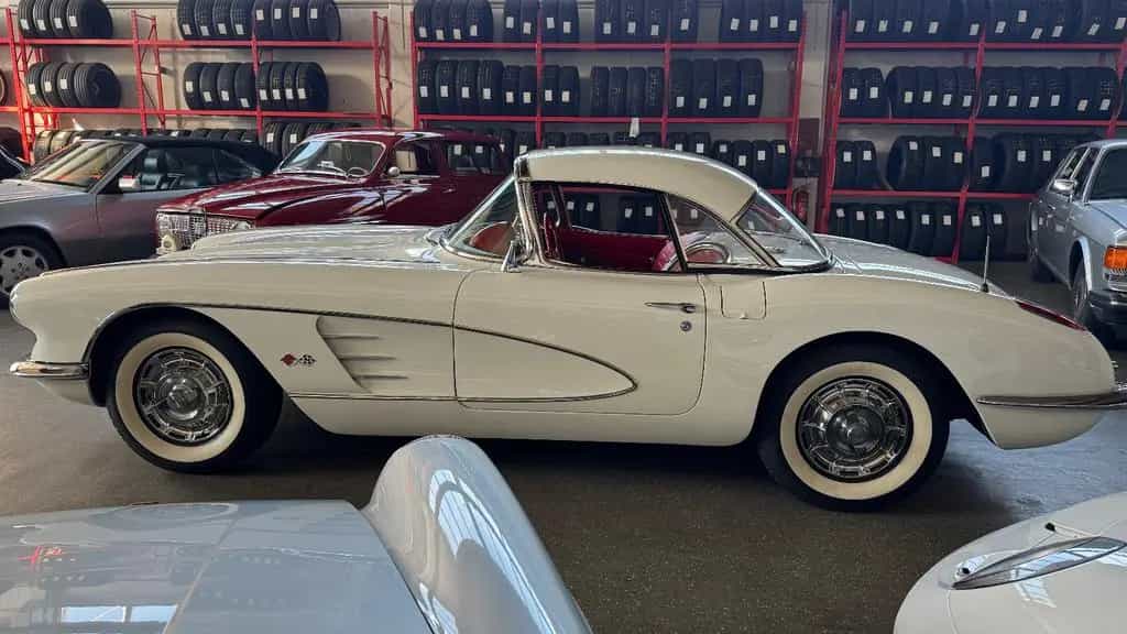 Corvette C1 sehr schöne C 1 mit Garantie* 07/1959-photo-4