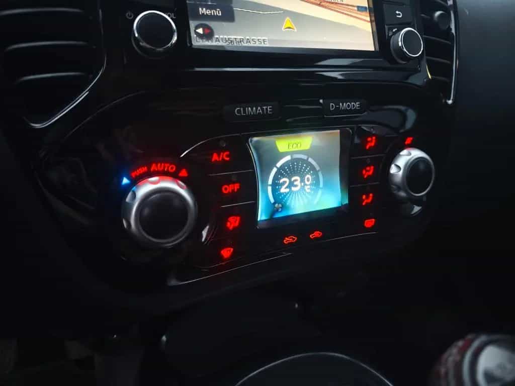 Nissan Juke 1.2 *KLIMAAUTO.*NAVI*SHZ*KAMERA*8FACH*TOP* 05/2018-photo-23