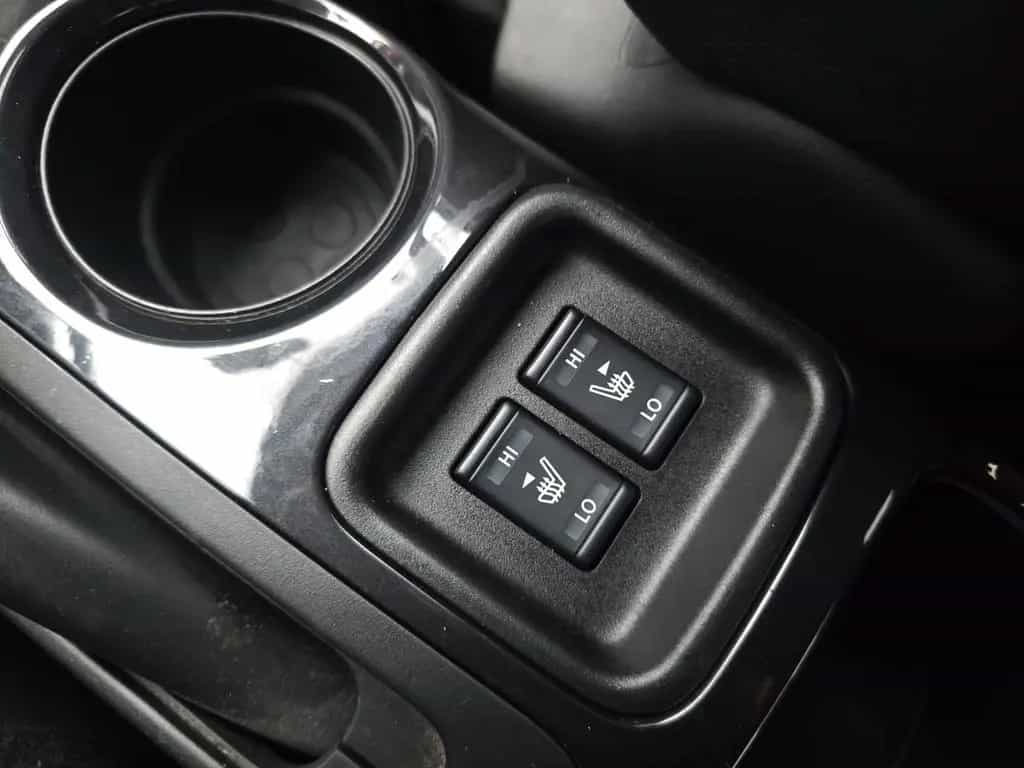 Nissan Juke 1.2 *KLIMAAUTO.*NAVI*SHZ*KAMERA*8FACH*TOP* 05/2018-photo-30