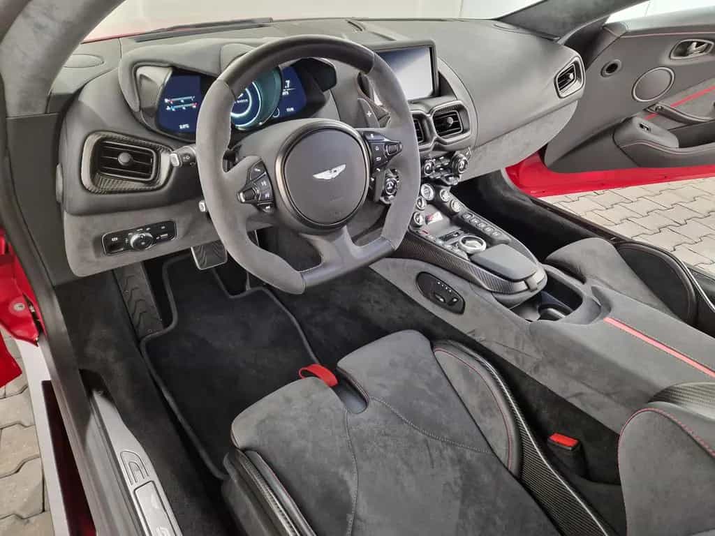 Aston Martin V8 Vantage F1 Carbon Performance Sitze 05/2023-photo-8