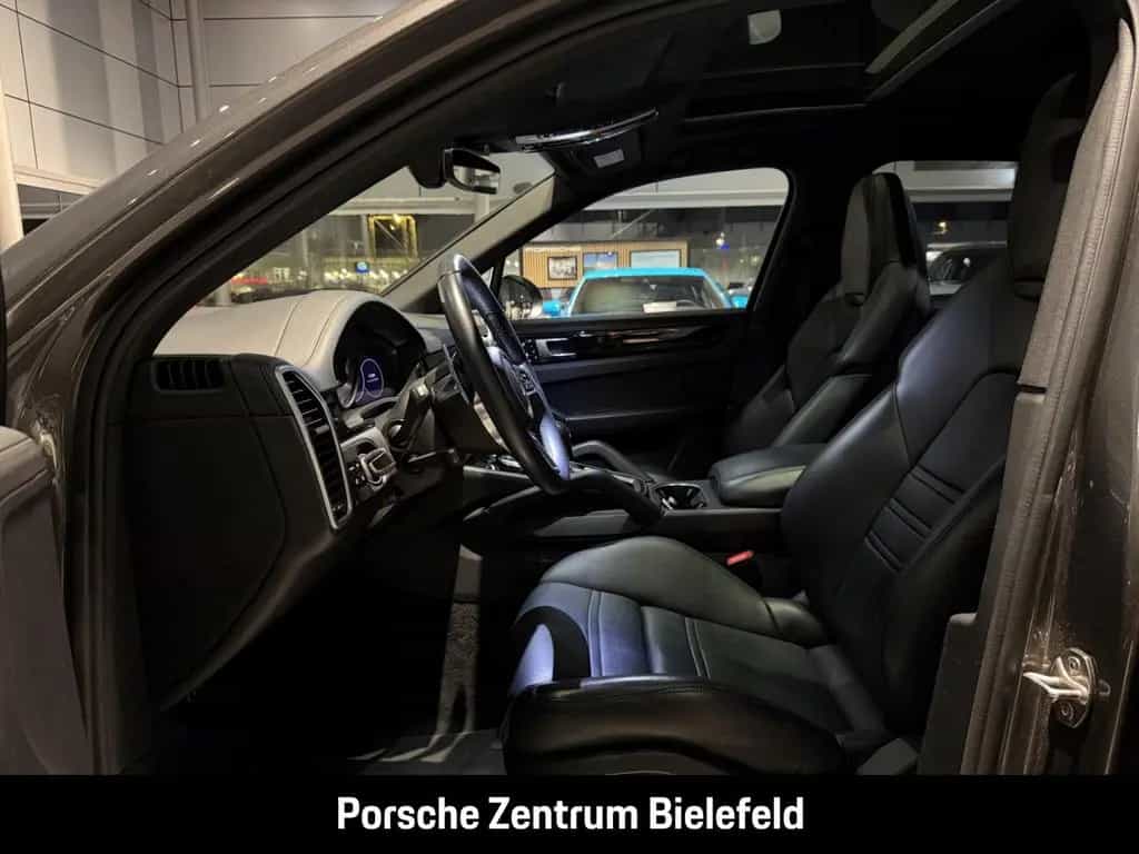 Porsche Cayenne Surround-View BOSE Luftfederung 20-Zoll 12/2020-photo-12