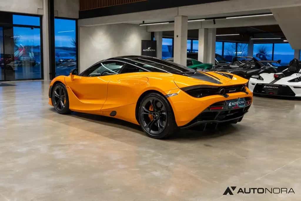 McLaren 720S Performance 12/2019-photo-1