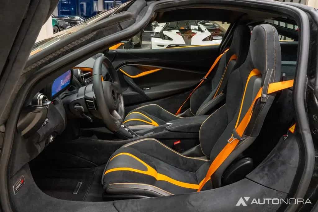 McLaren 720S Performance 12/2019-photo-19