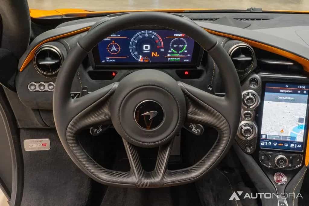 McLaren 720S Performance 12/2019-photo-23