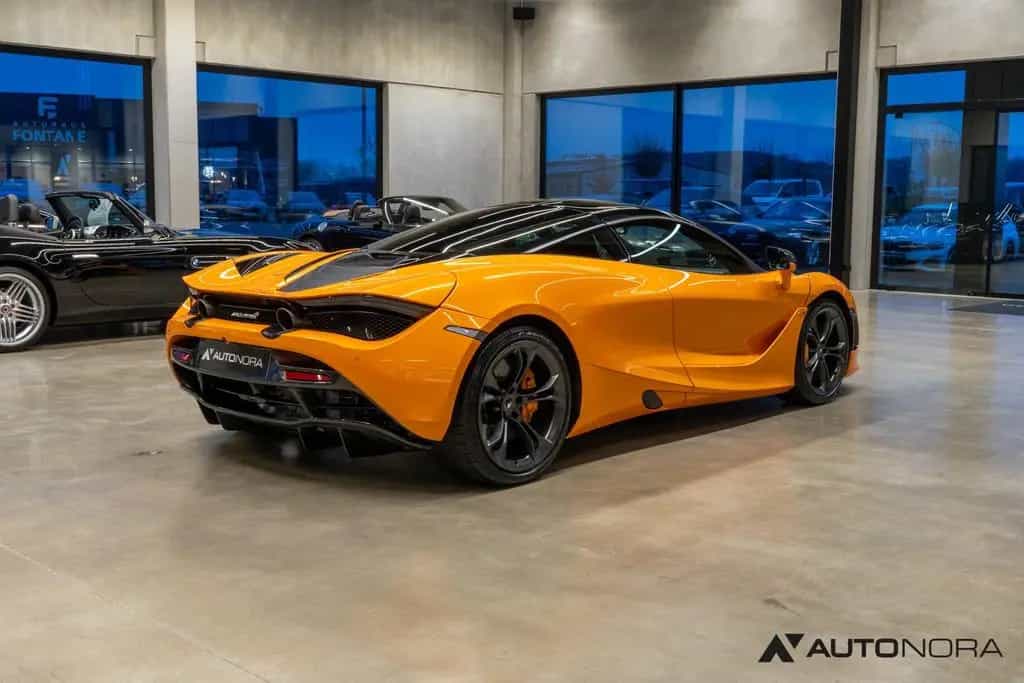 McLaren 720S Performance 12/2019-photo-3