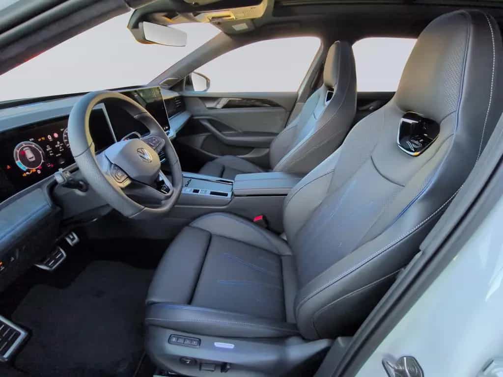 Volkswagen Passat R-Line 2.0 TDI 4MO DSG LED LEDER ALU null-photo-10