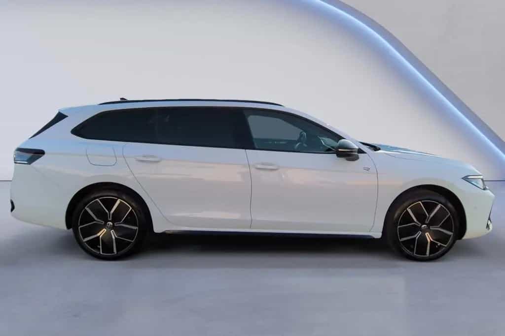 Volkswagen Passat R-Line 2.0 TDI 4MO DSG LED LEDER ALU null-photo-5