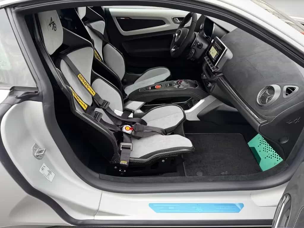 Alpine A110 R70 1 of 770 Atelier gris acier null-photo-14