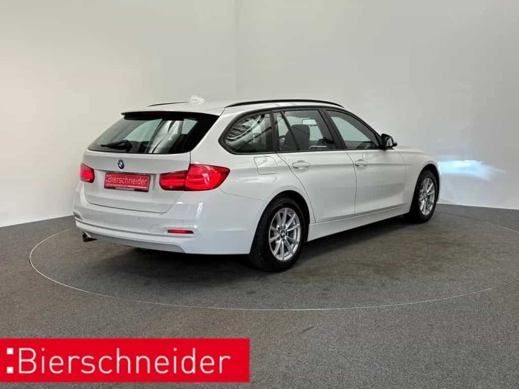 BMW 3 Series 318 d Touring Advantage LED AHK NAVI PDC 16 GRA 06/2019-photo-4