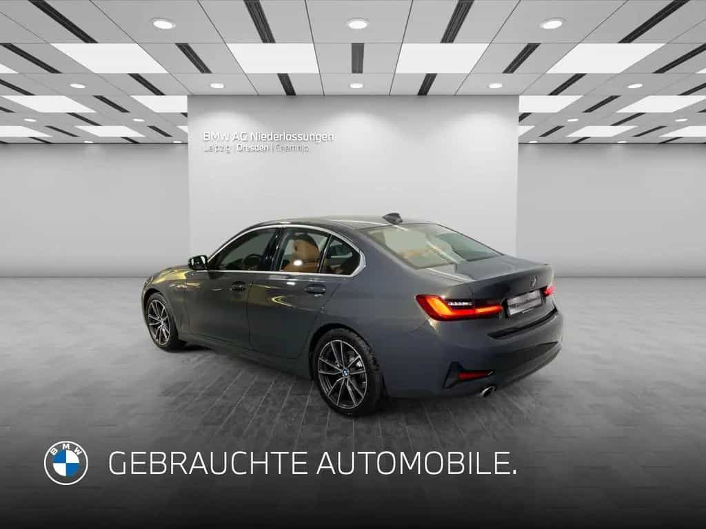 BMW 3 Series 318i Limousine Sport Line AHK LiveCockpitProf 04/2022-photo-2