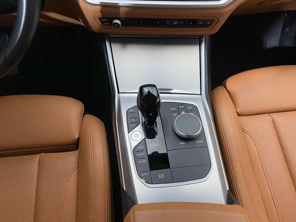 BMW 3 Series 318i Limousine Sport Line AHK LiveCockpitProf 04/2022-photo-8