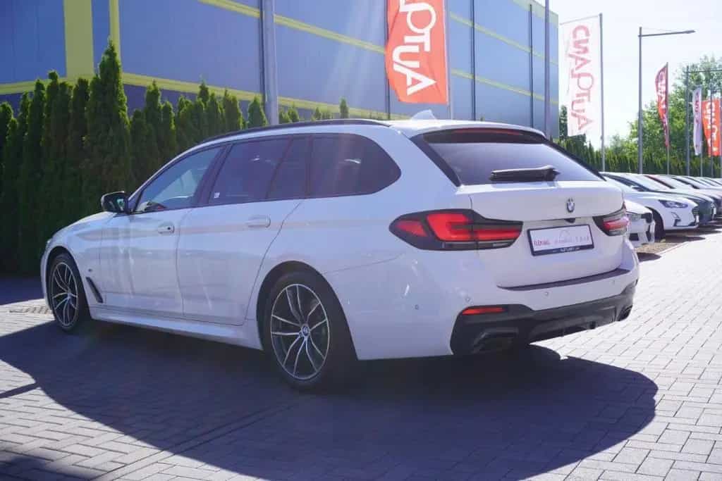 BMW 520 d M Sport LED Navi ACC Kamera Keyless-Go PDC 06/2022-photo-2