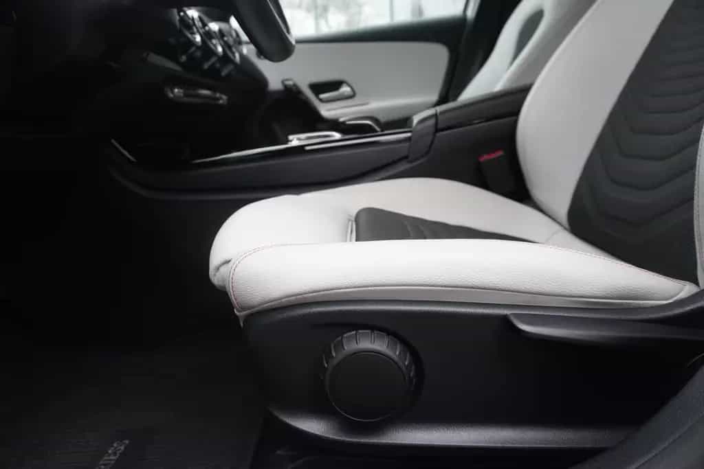 Mercedes-Benz A 180 A180 Kamera Leder Navi LED Digitales Cockpit 11/2018-photo-10
