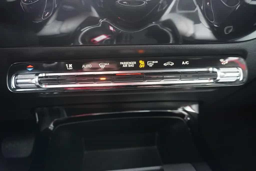 Mercedes-Benz A 180 A180 Kamera Leder Navi LED Digitales Cockpit 11/2018-photo-26