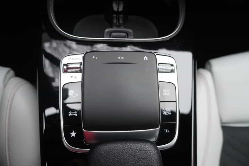 Mercedes-Benz A 180 A180 Kamera Leder Navi LED Digitales Cockpit 11/2018-photo-29