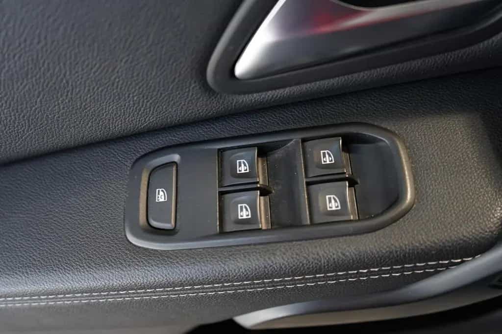 Dacia Duster II 1.3 TCE Totwinkel Navi Kamera Tempomat 06/2019-photo-18
