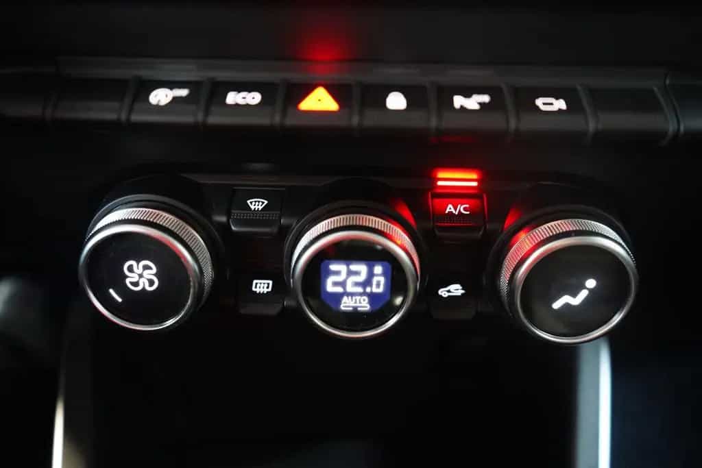 Dacia Duster II 1.3 TCE Totwinkel Navi Kamera Tempomat 06/2019-photo-23
