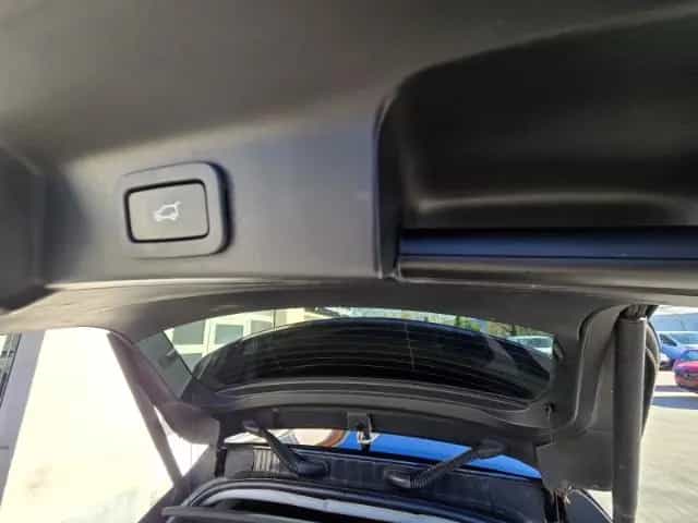 Jaguar F-Pace Portfolio AWD 20d 09/2016-photo-18