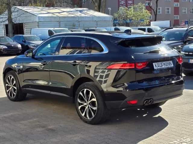 Jaguar F-Pace Portfolio AWD 20d 09/2016-photo-5