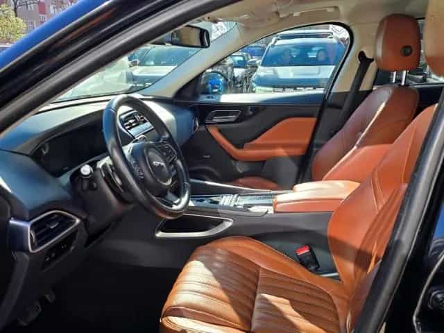 Jaguar F-Pace Portfolio AWD 20d 09/2016-photo-6