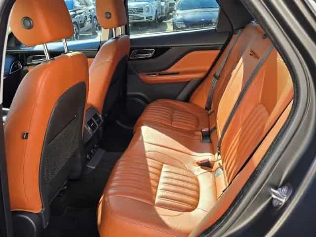 Jaguar F-Pace Portfolio AWD 20d 09/2016-photo-7