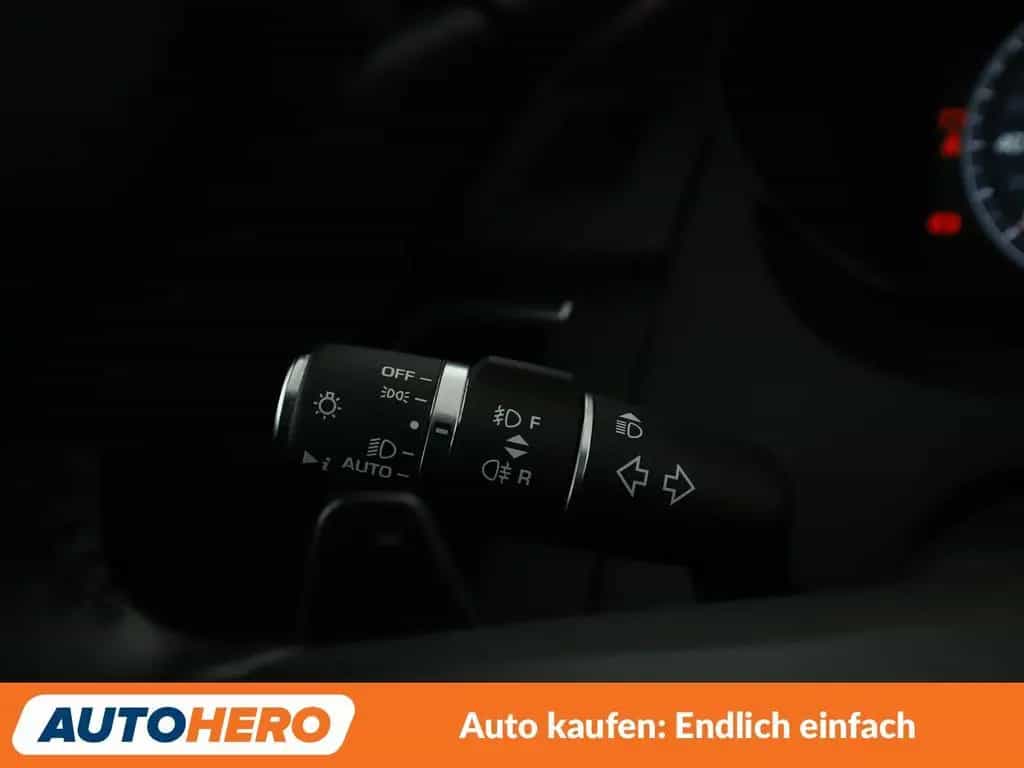 Jaguar E-Pace D180 Chequered Flag AWD Aut.*LED*NAVI* 02/2020-photo-29