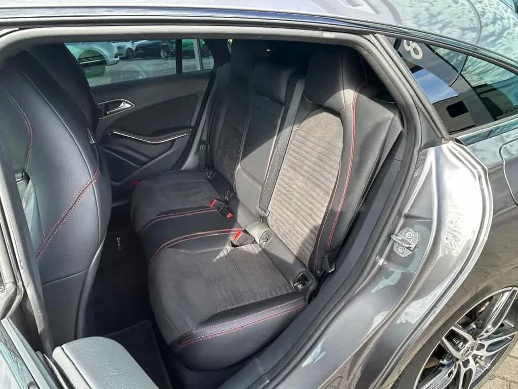 Mercedes-Benz CLA 200 Shooting Brake CLA200 ShootingBrake AMG-Line DCT Night LED Navi 02/2019-photo-10