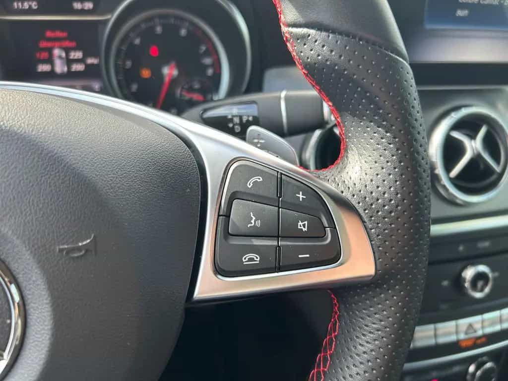 Mercedes-Benz CLA 200 Shooting Brake CLA200 ShootingBrake AMG-Line DCT Night LED Navi 02/2019-photo-16