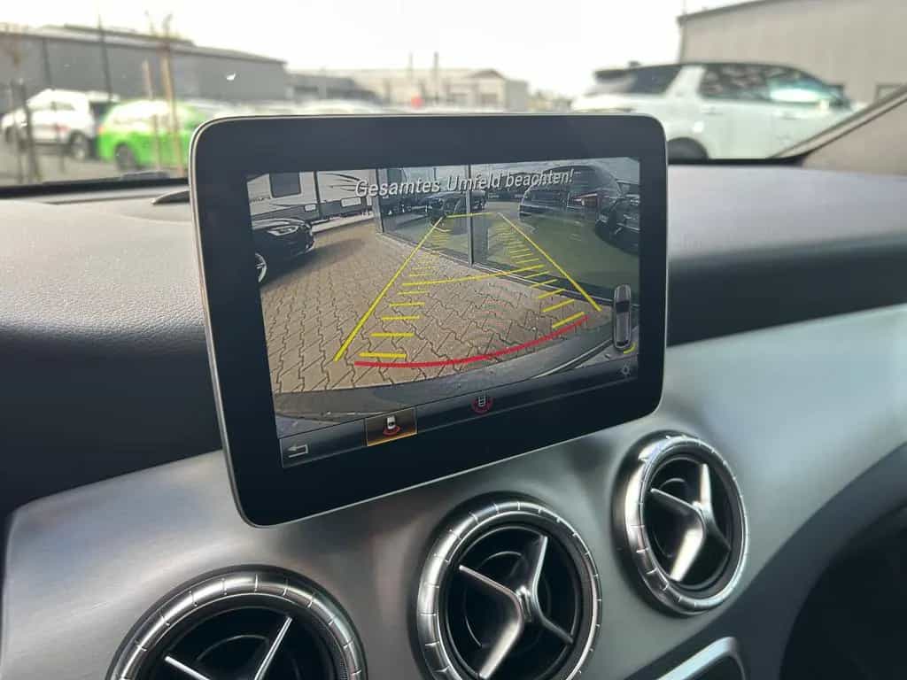 Mercedes-Benz CLA 200 Shooting Brake CLA200 ShootingBrake AMG-Line DCT Night LED Navi 02/2019-photo-19