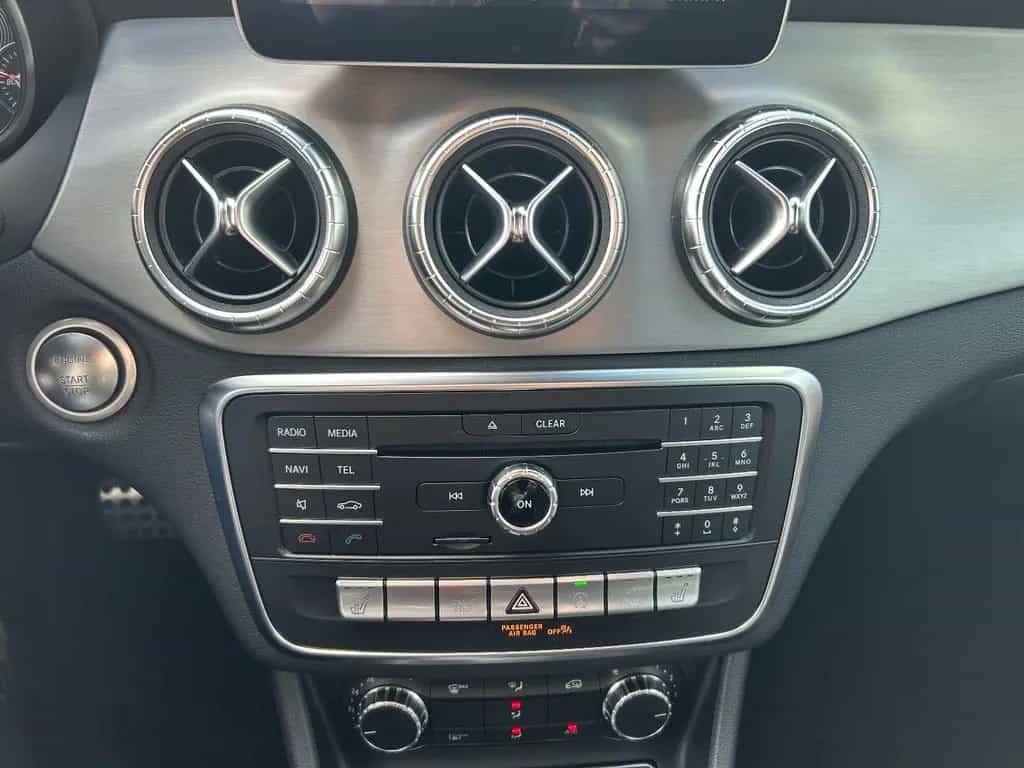 Mercedes-Benz CLA 200 Shooting Brake CLA200 ShootingBrake AMG-Line DCT Night LED Navi 02/2019-photo-20