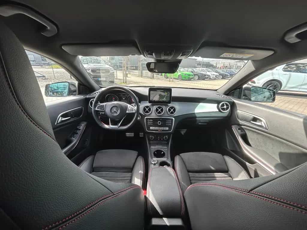 Mercedes-Benz CLA 200 Shooting Brake CLA200 ShootingBrake AMG-Line DCT Night LED Navi 02/2019-photo-29