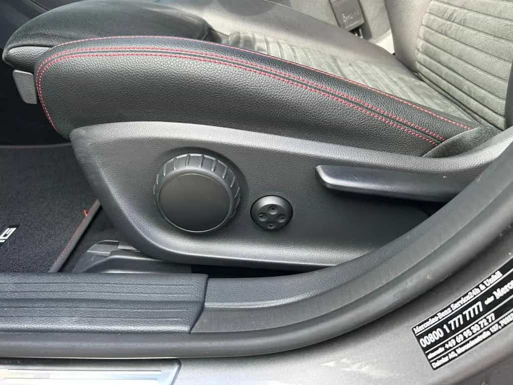 Mercedes-Benz CLA 200 Shooting Brake CLA200 ShootingBrake AMG-Line DCT Night LED Navi 02/2019-photo-9