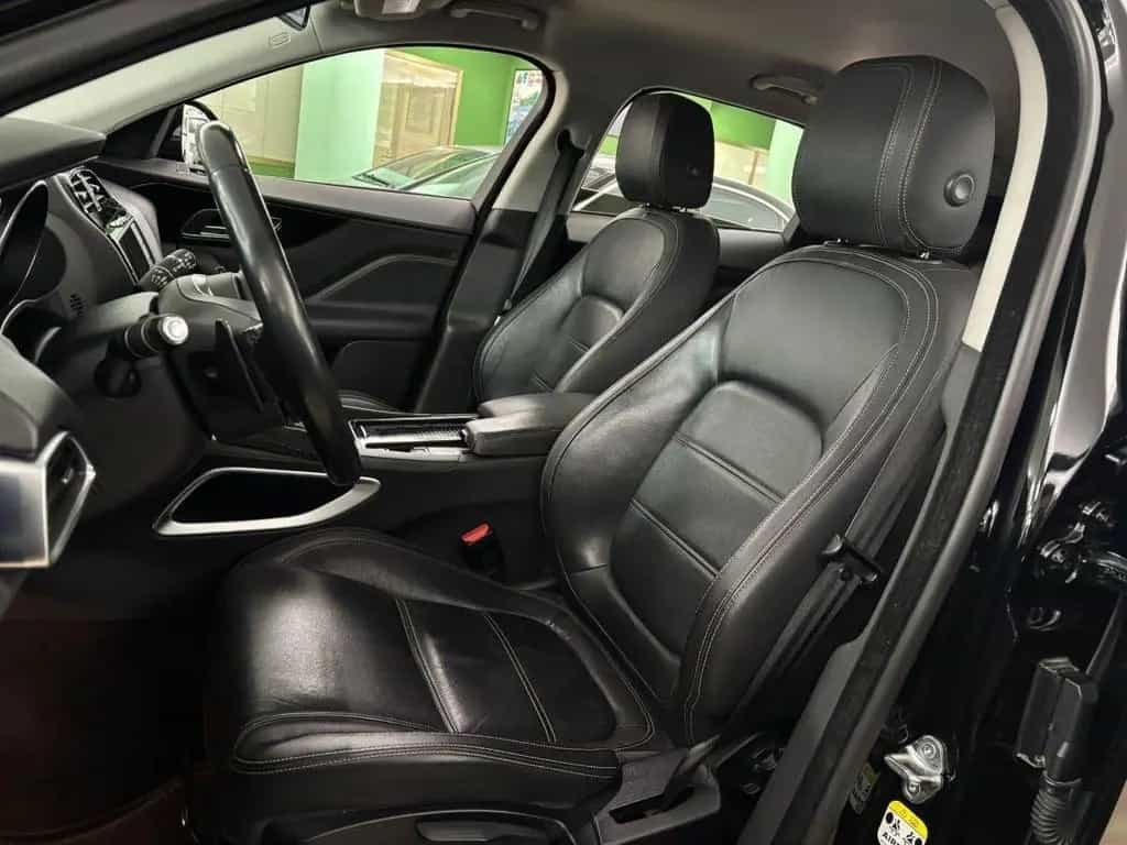 Jaguar F-Pace 2.0d 180hp AWD Motore 0 Km 01/2019-photo-10