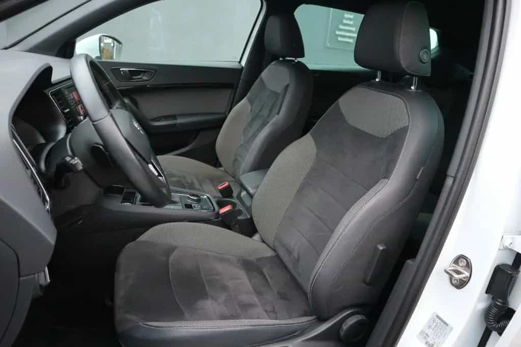Seat Ateca Xcellence *2.HD/DSG/ALCANTARA/RFK/NAV/LED* 03/2019-photo-6