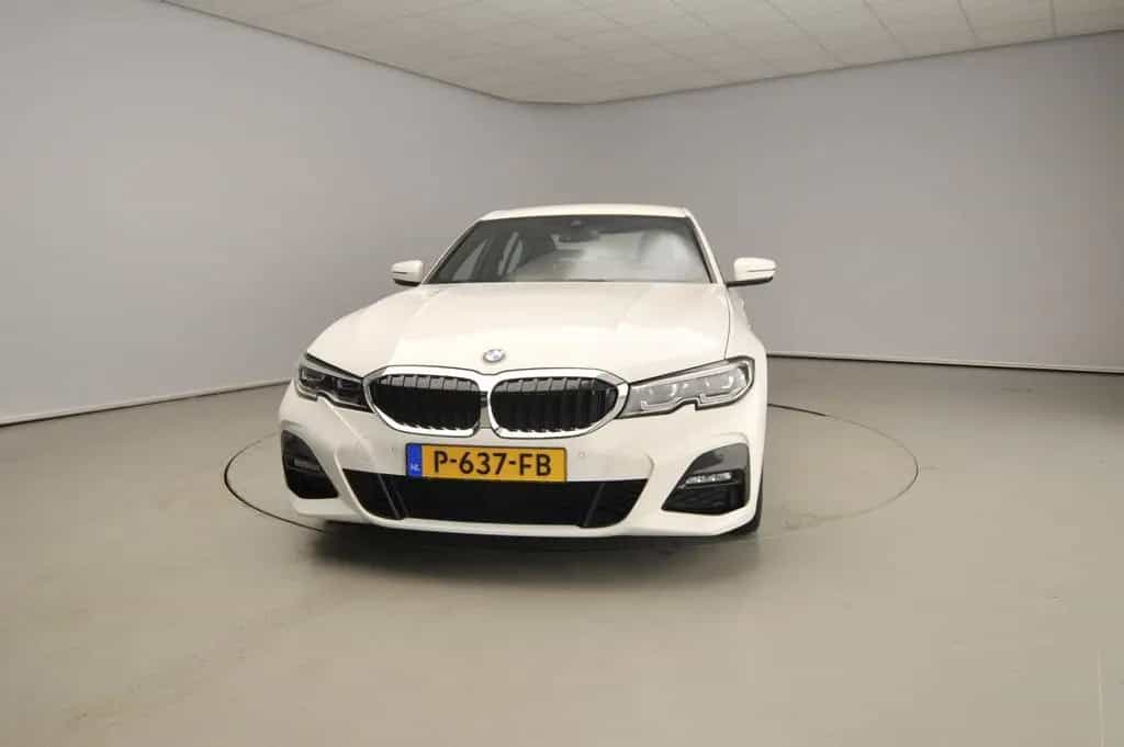 BMW 318 3 Serie Sedan 318i | M-Sportpakket | LED | L 02/2022-photo-4