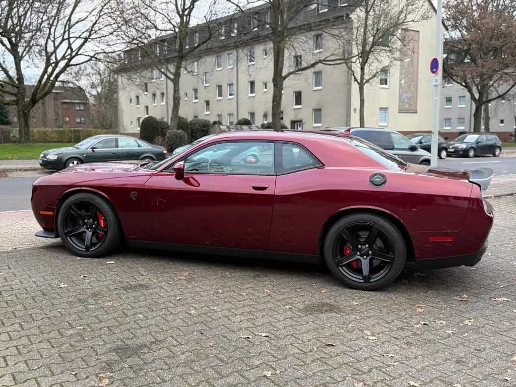Dodge Challenger 6.2l V8 Hellcat Redeye unfallfrei! 06/2022-photo-6