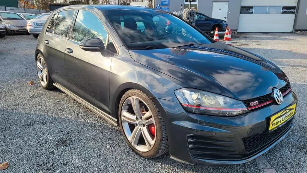 Volkswagen Golf VII Lim. GTI Performance BMT 04/2014-photo-3